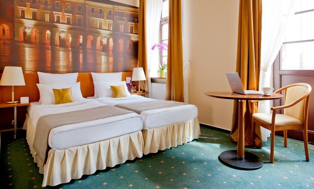 Hotel Zamojski Zamosc  Luaran gambar