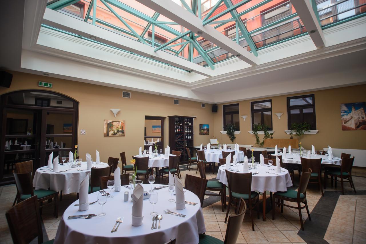 Hotel Zamojski Zamosc  Luaran gambar